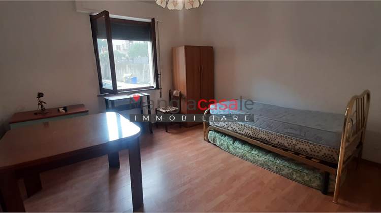 Zimmerzu Miete in Catanzaro (CZ)