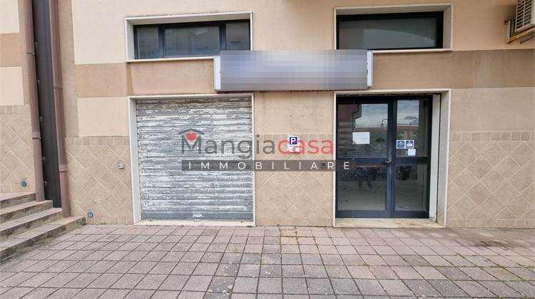 Locale commerciale a Catanzaro 