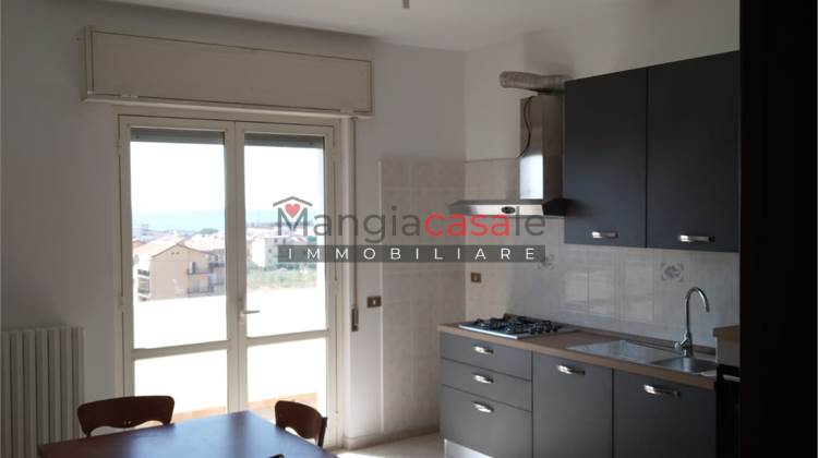 STANZE IN APPARTAMENTO PER STUDENTI