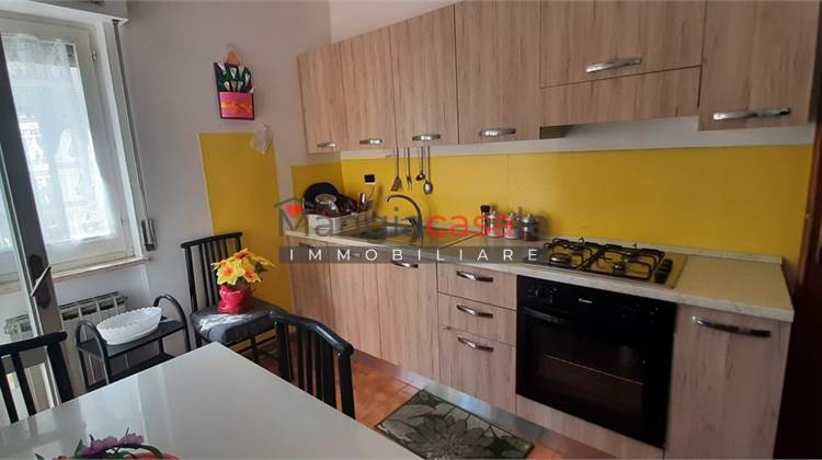 Pisoen Venta en Catanzaro (CZ) via nicola misasi 