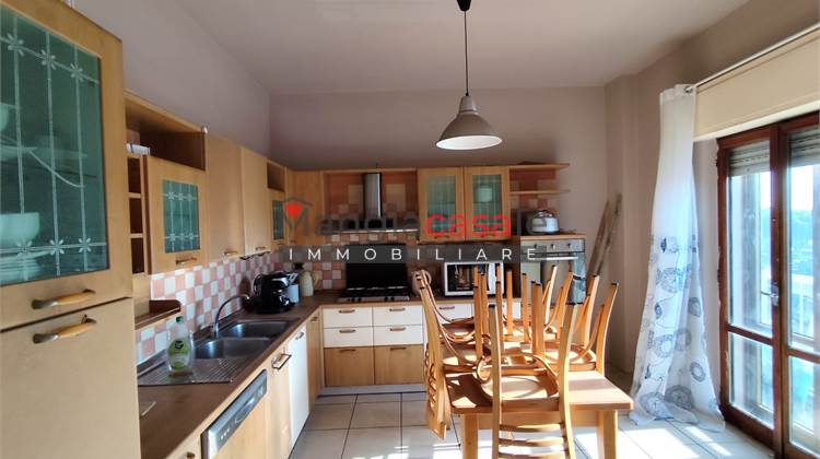 Wohnungzu Miete in Catanzaro (CZ) Via Lungomare Stefano Pugliese 173