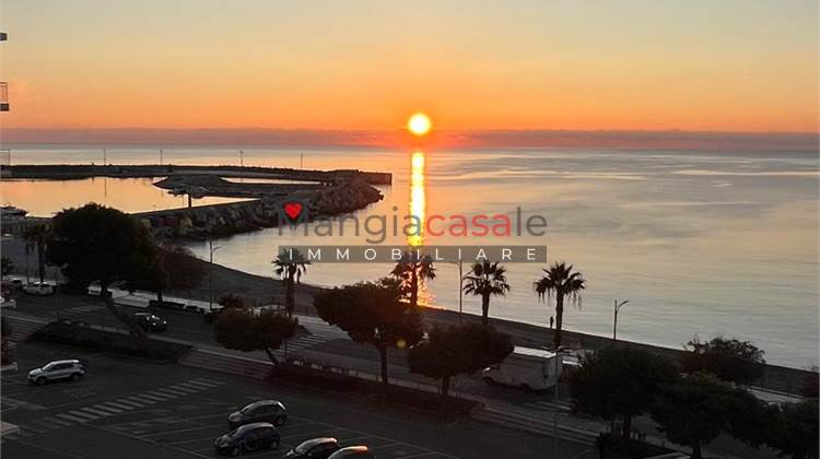 3+ Bedroom Apartment For rent in Catanzaro (CZ) via lungomare  313